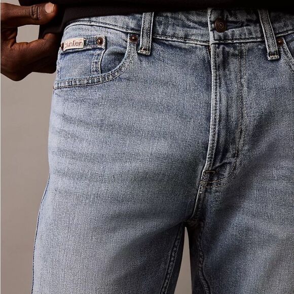 Calvin Klein NWT Skinny Fit Jeans Size W33 L30 Medium Blue Wash - Picture 3 of 14